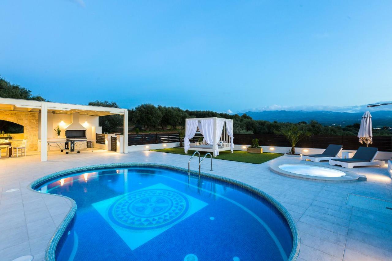 Caramel Villa, With 40M2 Pool & Spa Whirlpool, By Thinkvilla Pánormos Buitenkant foto