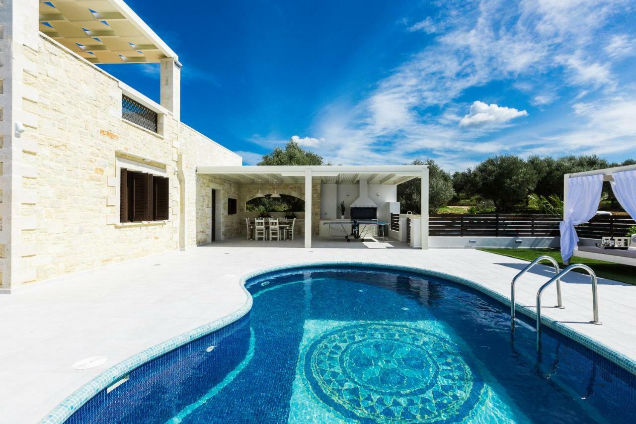 Caramel Villa, With 40M2 Pool & Spa Whirlpool, By Thinkvilla Pánormos Buitenkant foto