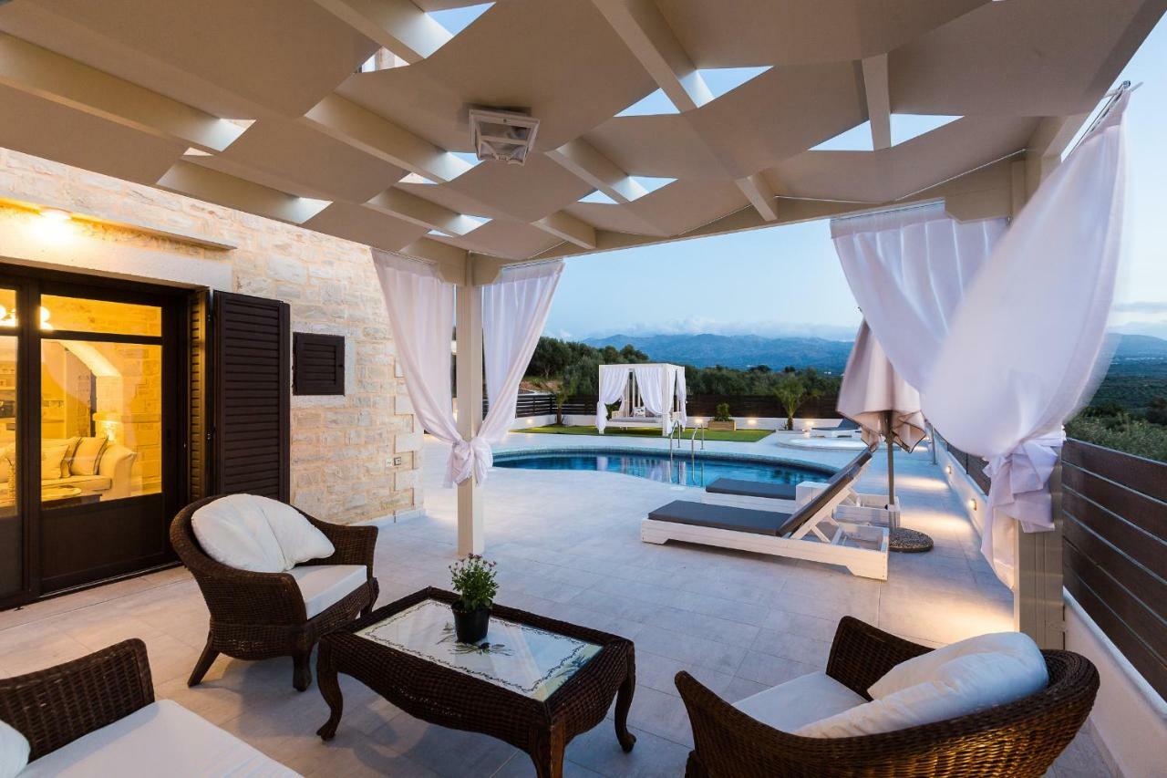 Caramel Villa, With 40M2 Pool & Spa Whirlpool, By Thinkvilla Pánormos Buitenkant foto